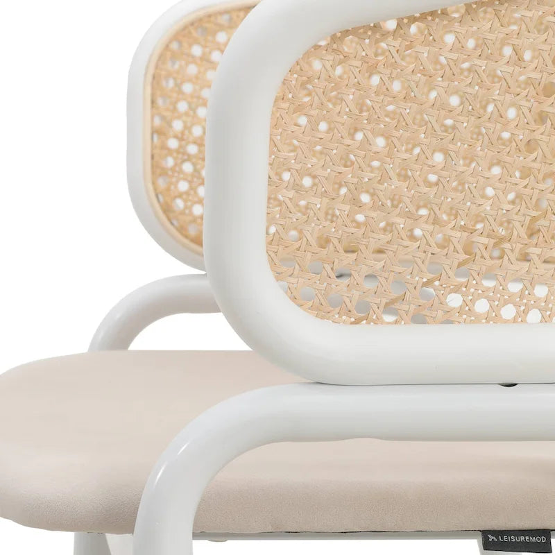 Silla auxiliar moderna y elegante con respaldo de ratán y patas de acero blanco para comedor y cocina, juego de 2