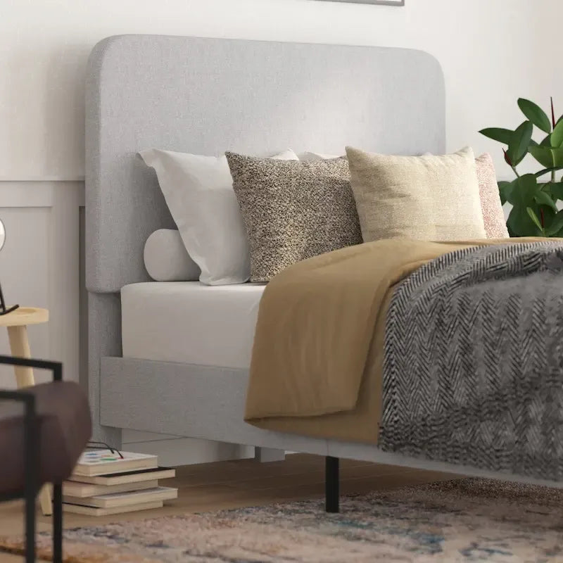 Letto a piattaforma con testiera - non necessita di base